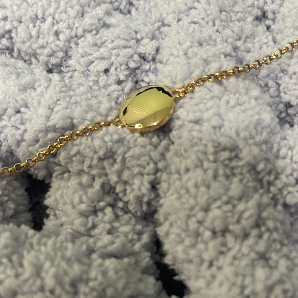 Versace Gold Bracelet - Picture 4 of 5